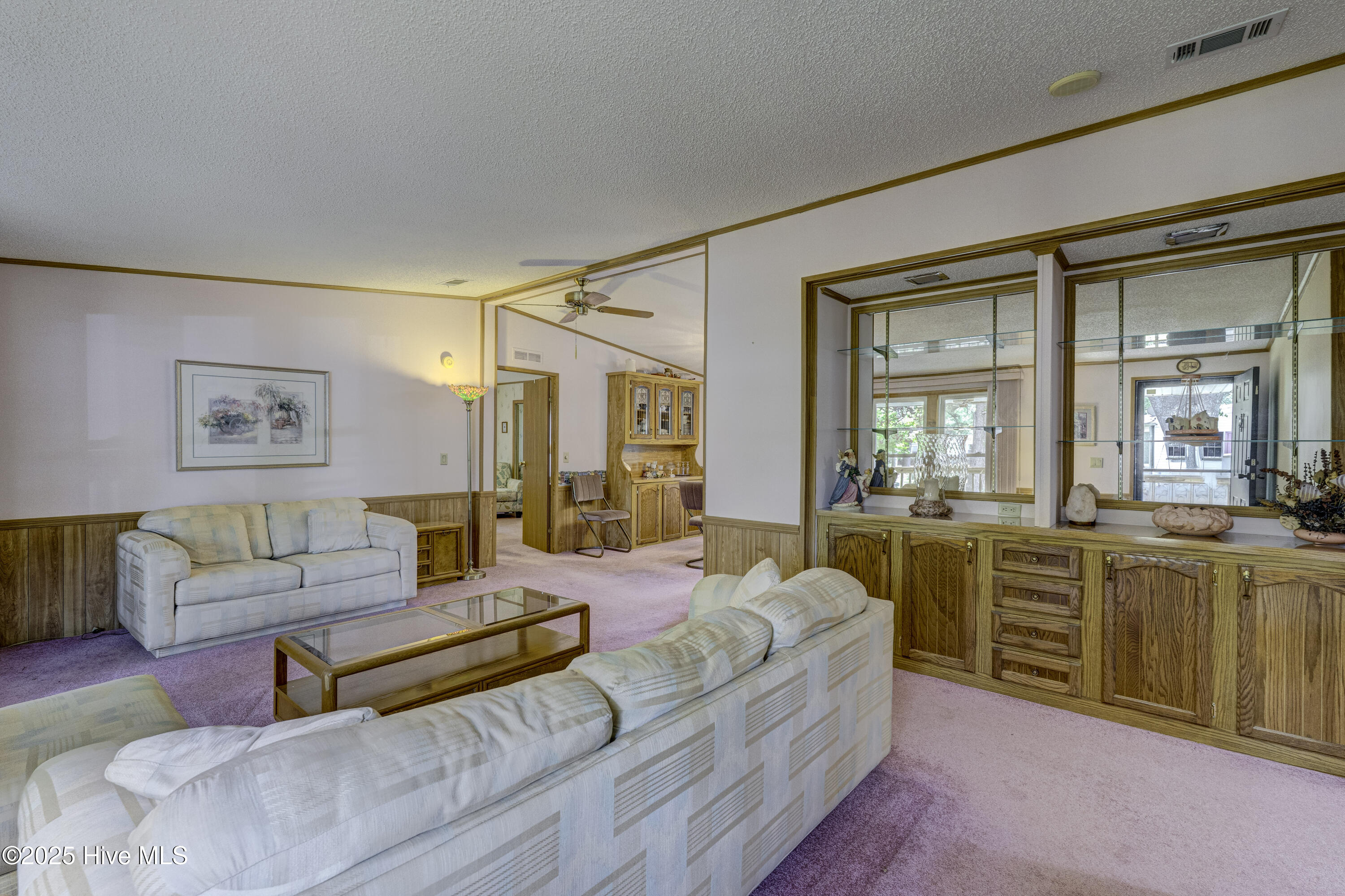 609 Outrigger Court Hampstead, NC 28443 - Photo 6 of 37 609OutriggerFinal-14