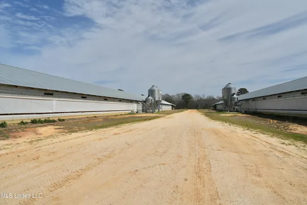 $1,593,000 | 595 Mt Zion Road, Prentiss, MS 39474