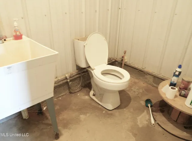 $1,593,000 | 595 Mt Zion Road, Prentiss, MS 39474