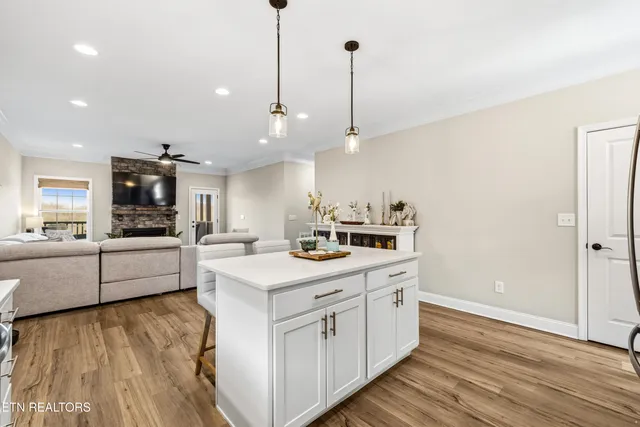 $575,000 | 577 Timberline Drive, Lenoir City, TN 37772