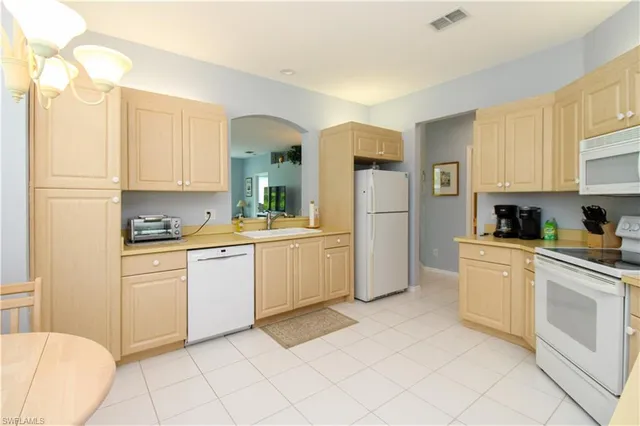 $4,999 | 5964 Sand Wedge Lane, Unit 301, Naples, FL 34110