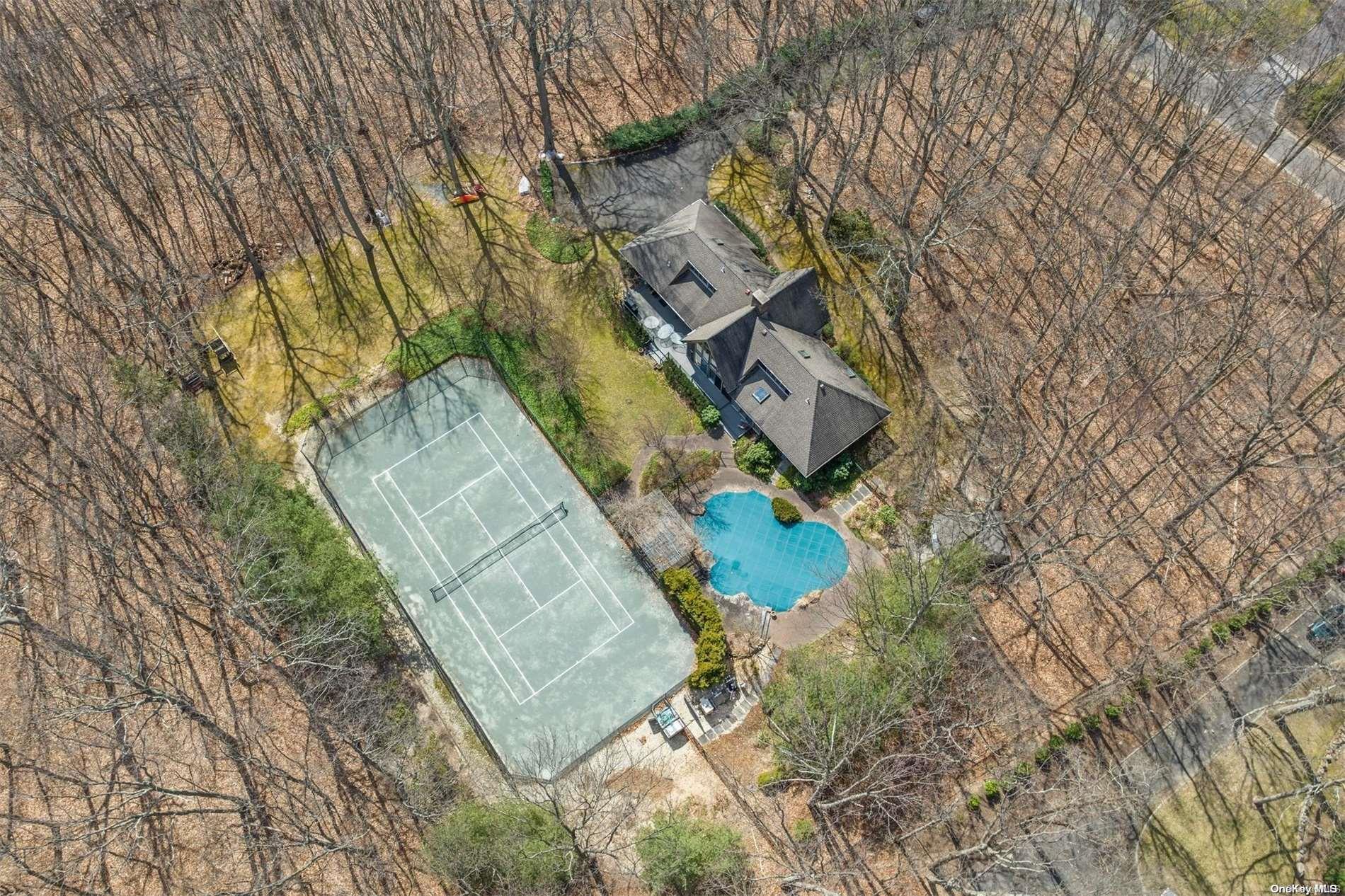 20 Forest Drive Lloyd Harbor, NY 11721 - Photo 1 of 1 front view of a house with a yard