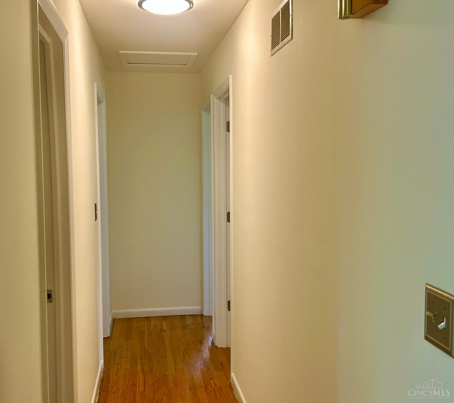602 Waycross Road Forest Park, OH 45240 - Photo 10 of 29