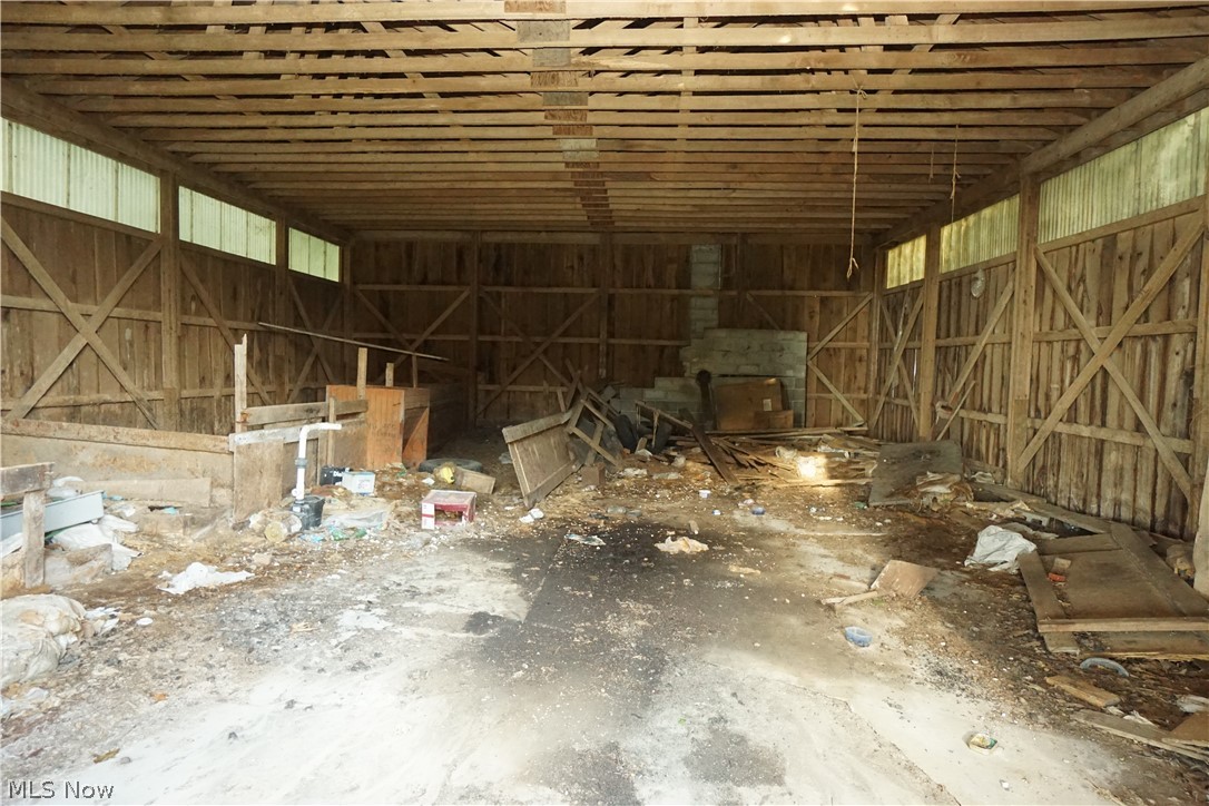 8237 Struthers Road Lowellville, OH 44436 - Photo 9 of 18 Gallery Image 9