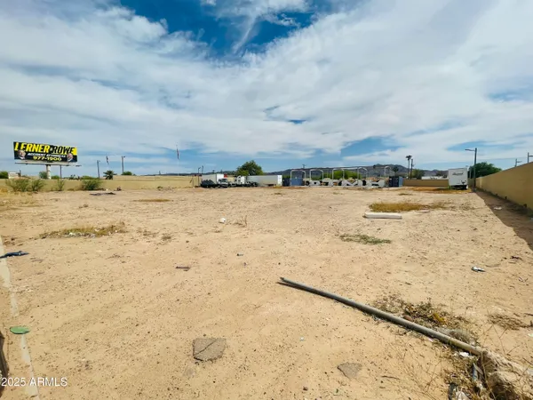 $950,000 | 3927 West Southern Avenue, Phoenix, AZ 85041