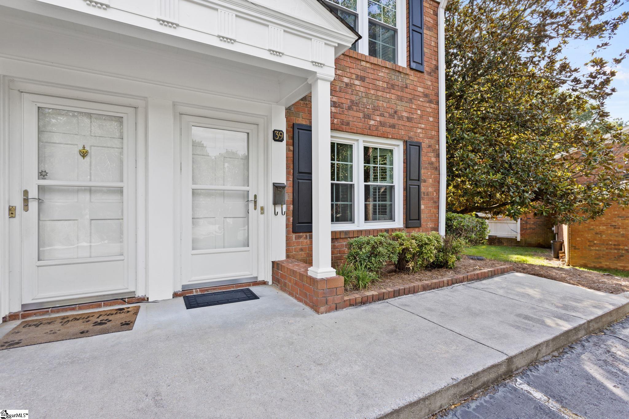 501 Edwards Road, Unit 39B Greenville, SC 29615 - Photo 2 of 17 Gallery Image 2