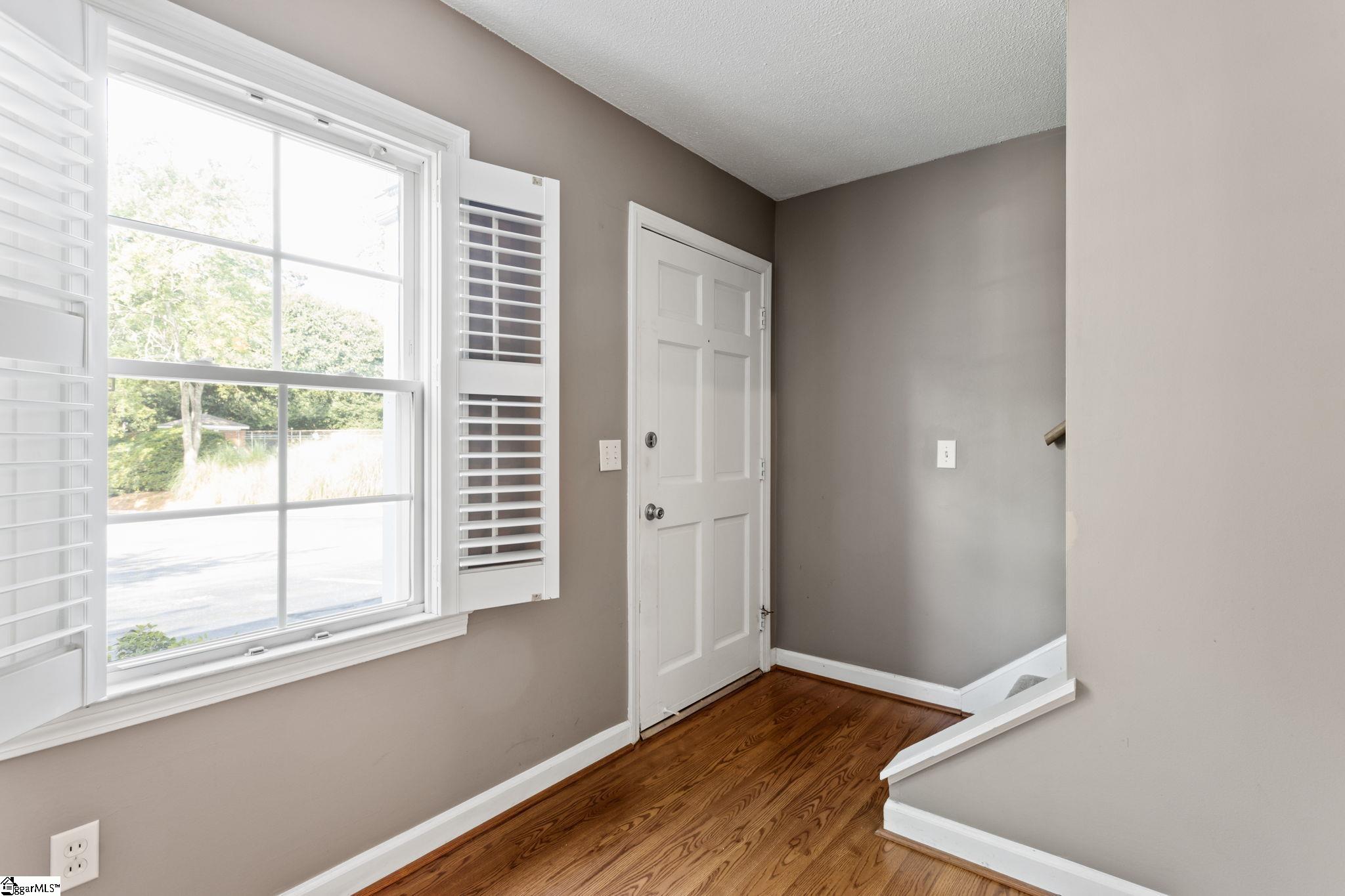 501 Edwards Road, Unit 39B Greenville, SC 29615 - Photo 3 of 17 Gallery Image 3