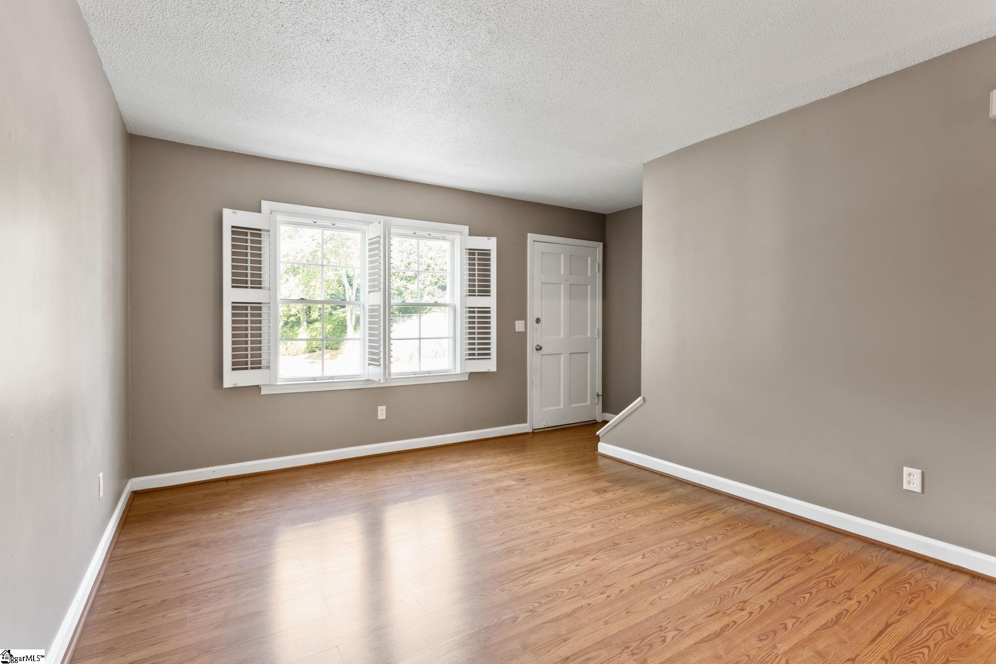 501 Edwards Road, Unit 39B Greenville, SC 29615 - Photo 4 of 17 Gallery Image 4