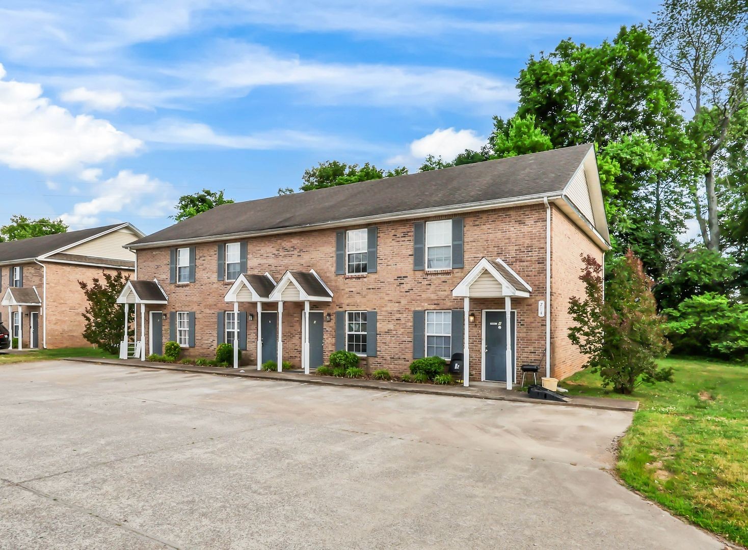 784 Cherrybark Lane, Unit 2 Clarksville, TN 37040 - Photo 2 of 17