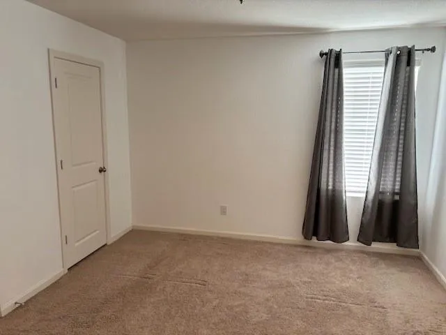 $2,900 | 229 Concho River Drive, Glenn Heights, TX 75154