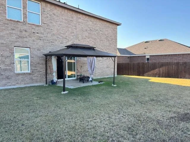 $2,900 | 229 Concho River Drive, Glenn Heights, TX 75154