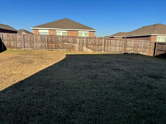 $2,900 | 229 Concho River Drive, Glenn Heights, TX 75154