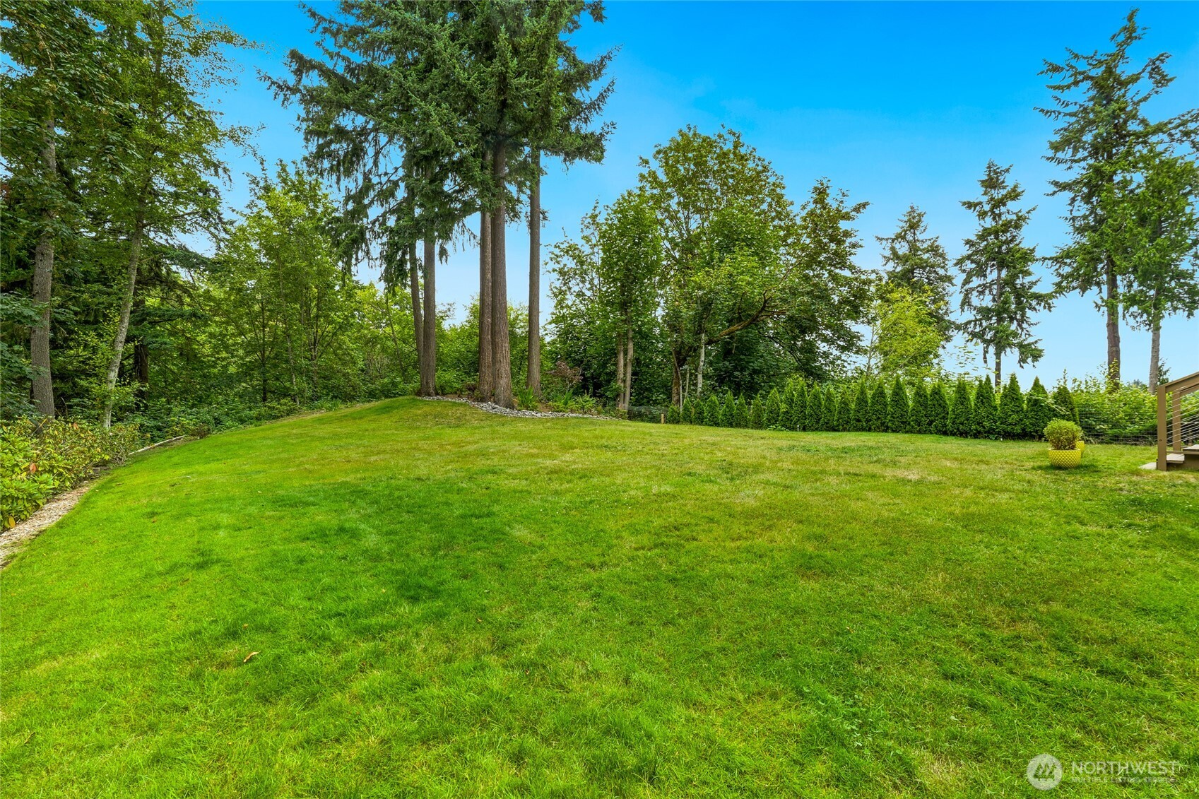 15609 92nd Court Northeast Bothell, WA 98011 - Photo 34 of 40