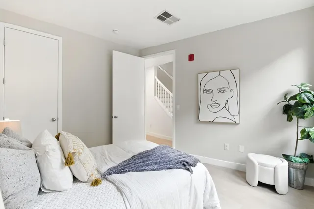 $1,749,000 | 866 Altaire Walk, Palo Alto, CA 94303