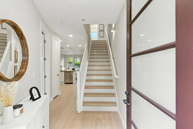 $1,749,000 | 866 Altaire Walk, Palo Alto, CA 94303