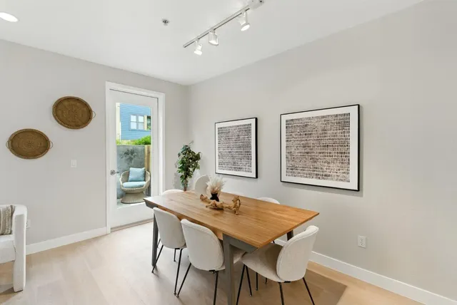 $1,749,000 | 866 Altaire Walk, Palo Alto, CA 94303