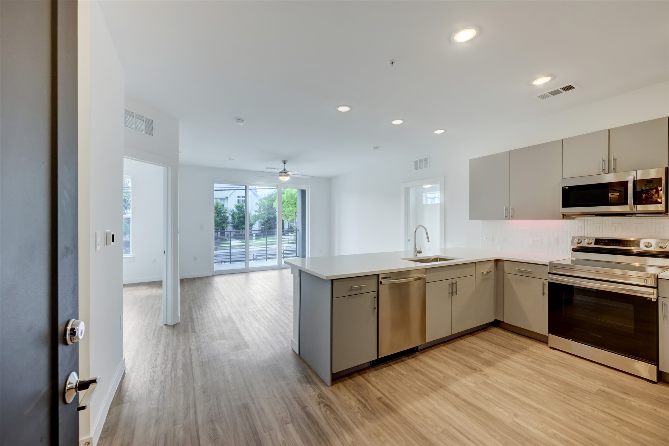 4801 Springdale Road, Unit 1101 Austin, TX 78723 - Photo 2 of 11