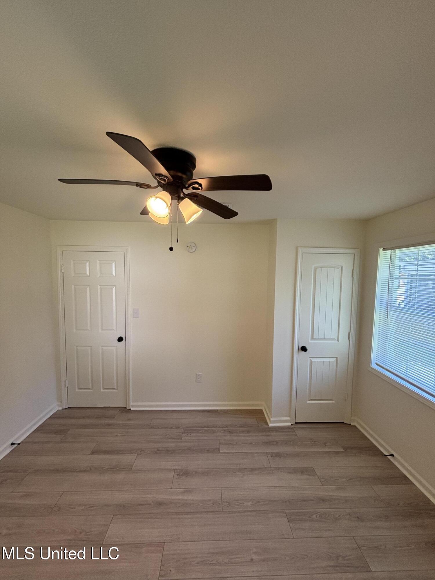 230 Greenbriar Circle Holly Springs, MS 38635 - Photo 19 of 21 Photo May 13 2025, 4 01 03 PM