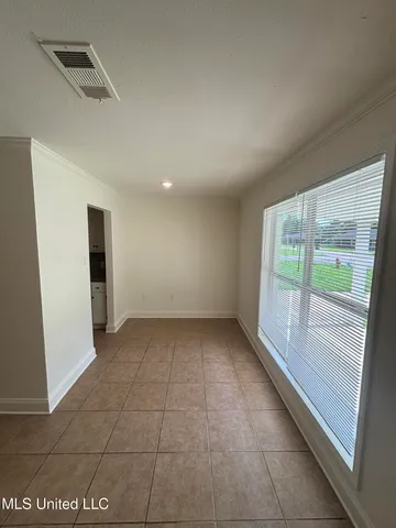 $134,900 | 230 Greenbriar Circle, Holly Springs, MS 38635