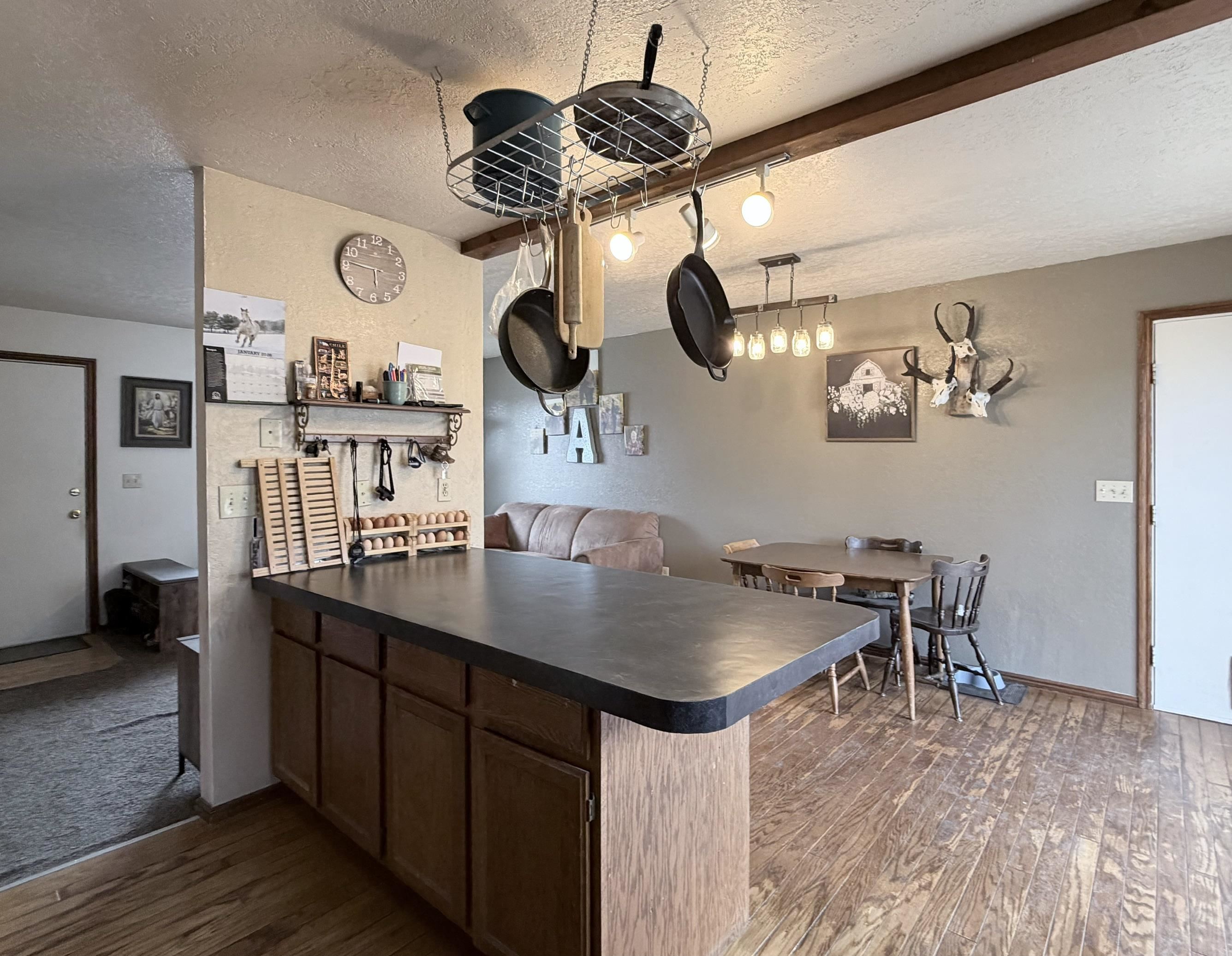 1901 Del Rio Drive Kemmerer, WY 83101 - Photo 6 of 34
