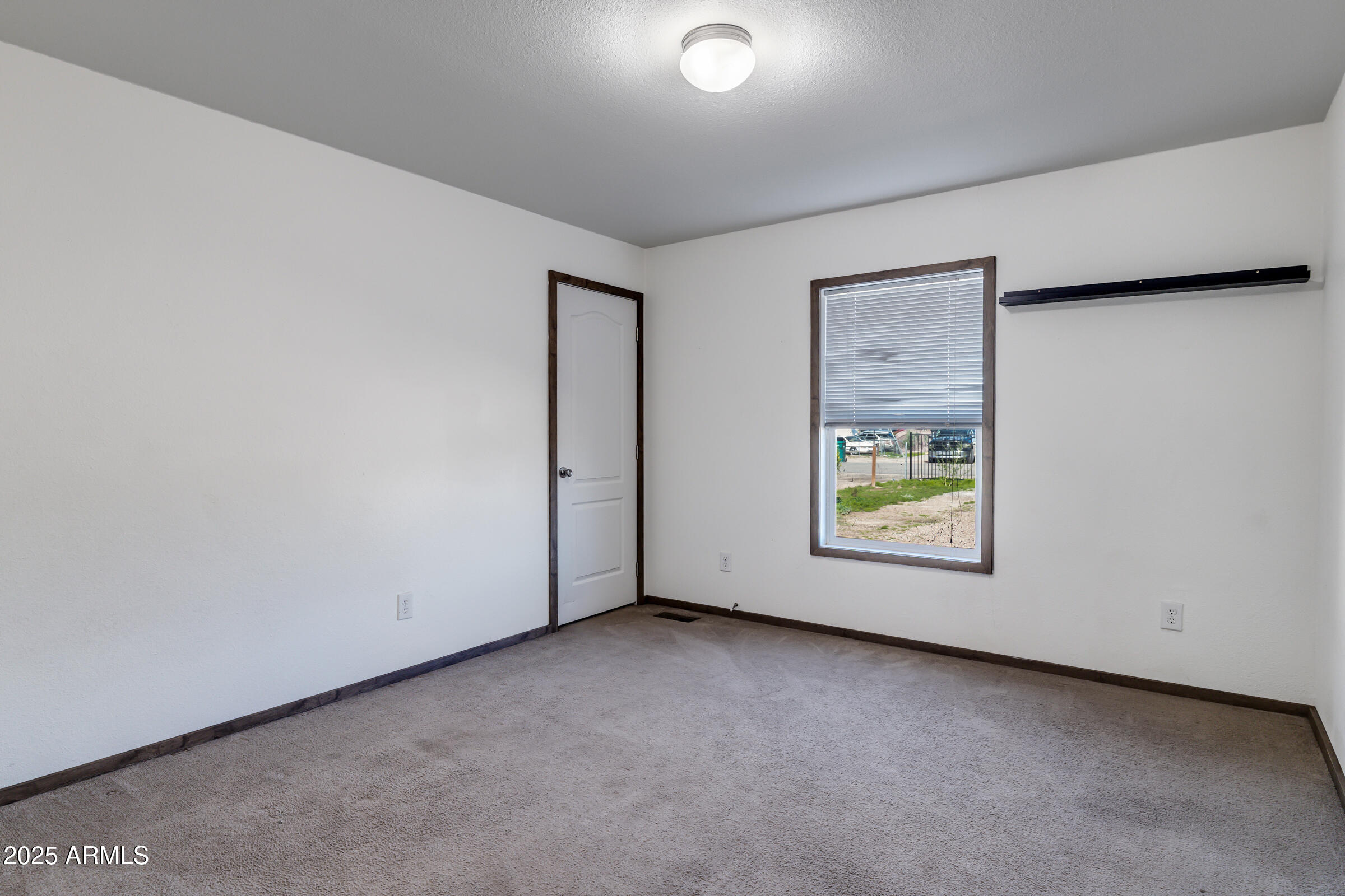 11341 East 6th Avenue Apache Junction, AZ 85120 - Photo 20 of 37 11341 E 6th Ave-22