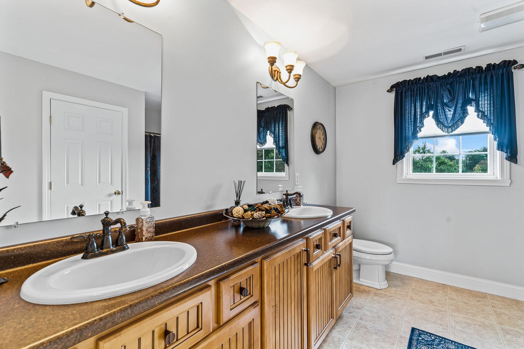15 Empire Road Pelham, NH 03076 - Photo 26 of 40