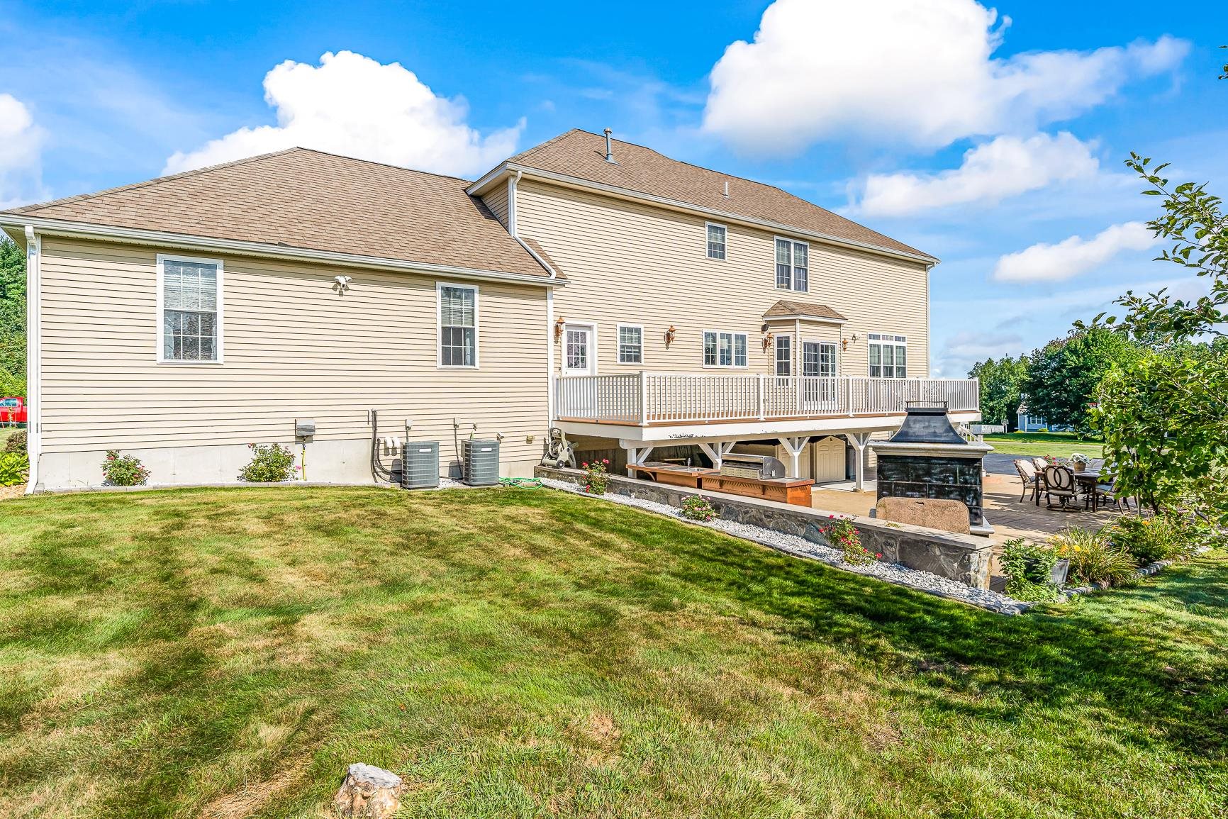 15 Empire Road Pelham, NH 03076 - Photo 39 of 40