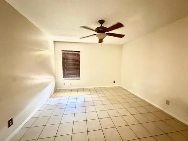 $2,500 | 18900 Haywood Terrace, Unit 5, Boca Raton, FL 33496
