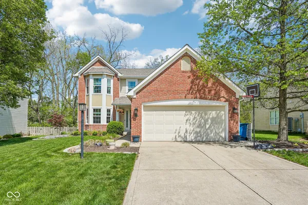 $389,900 | 6305 Valleyview Drive, Fishers, IN 46038