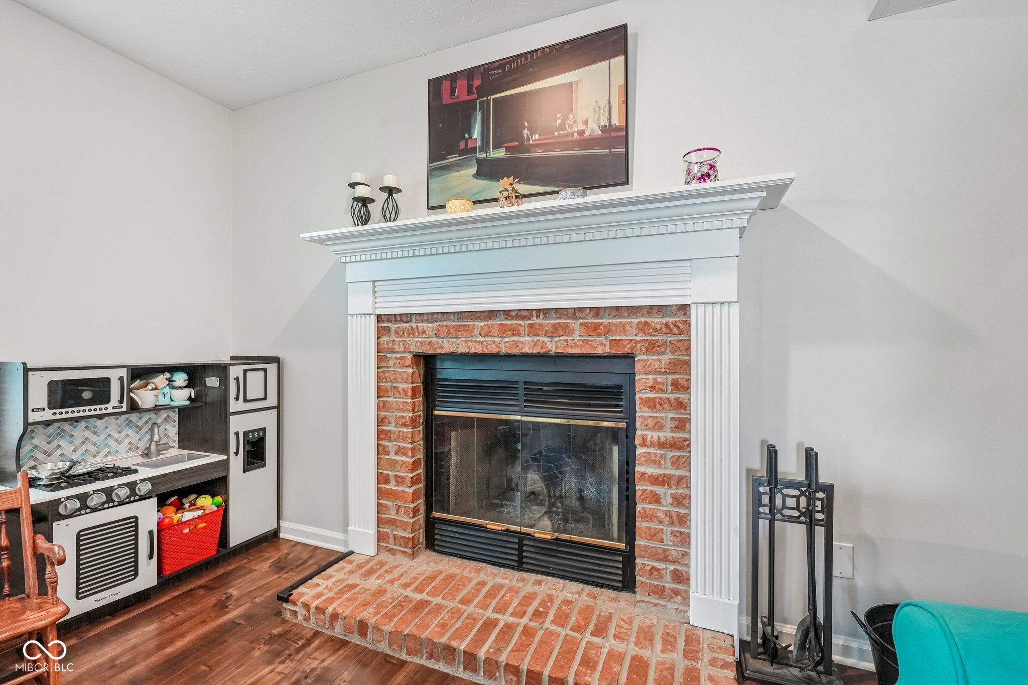 6305 Valleyview Drive Fishers, IN 46038 - Photo 10 of 44