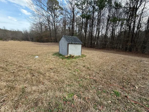 a view of a storage & utility room