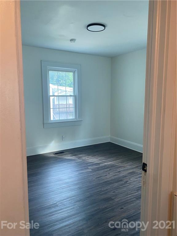 708 Kings Road Shelby, NC 28150 - Photo 6 of 10 Gallery Image 6