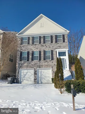 $3,600 | 3519 Eagle Ridge Drive, Woodbridge, VA 22191