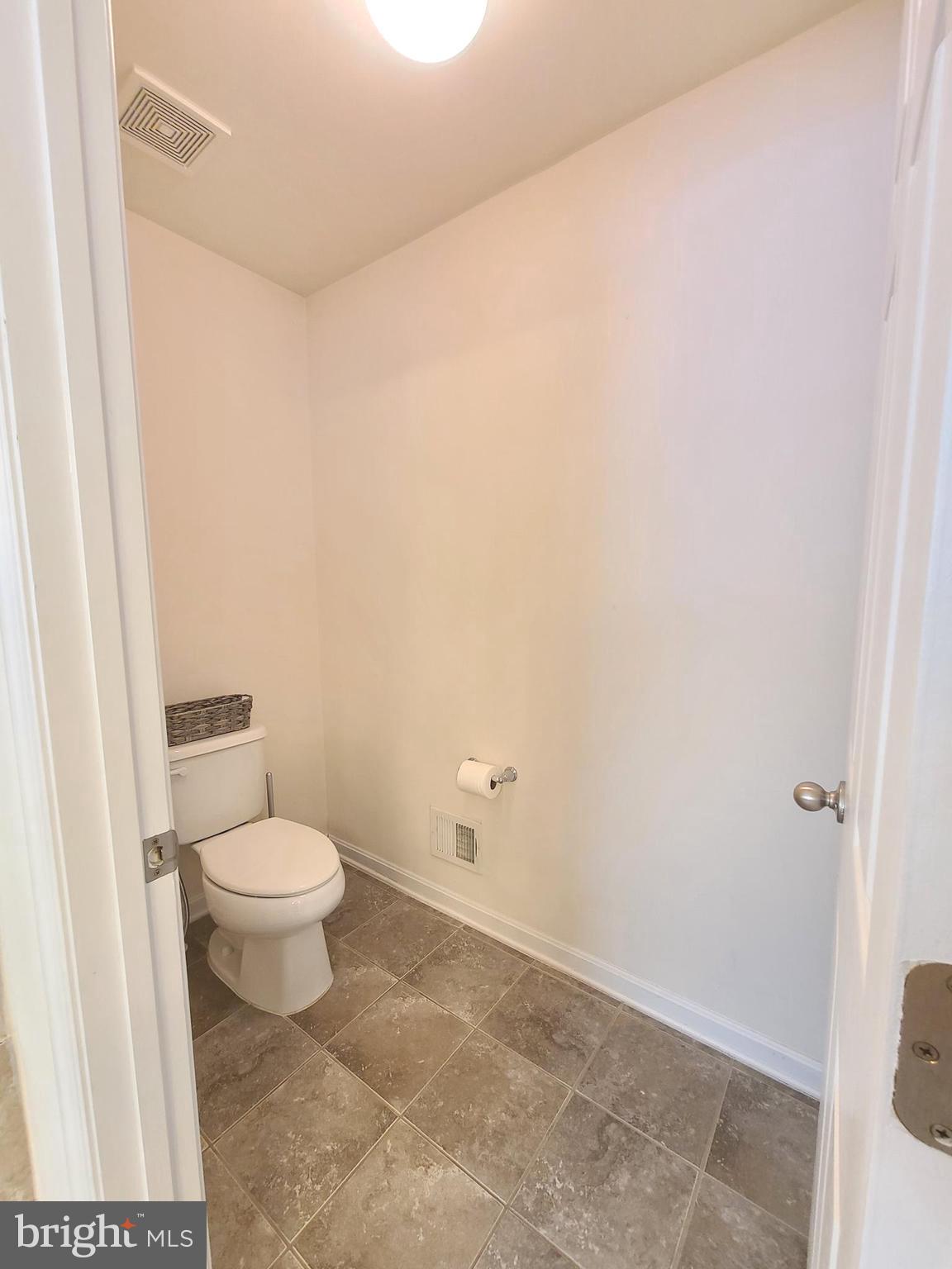 3519 Eagle Ridge Drive Woodbridge, VA 22191 - Photo 34 of 54 primary bathroom