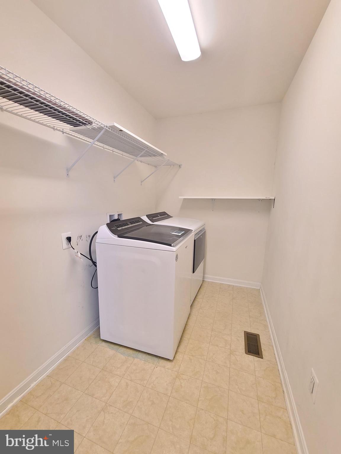 3519 Eagle Ridge Drive Woodbridge, VA 22191 - Photo 37 of 54 Laundry room - upper level
