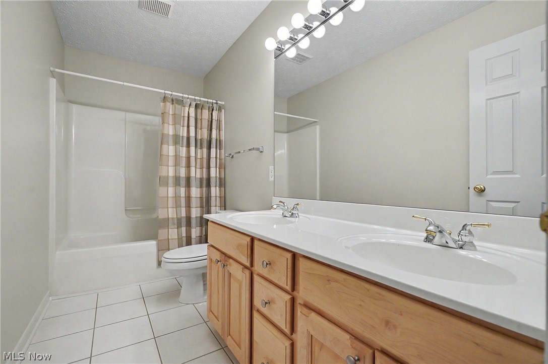 478 Kings Court Akron, OH 44321 - Photo 23 of 40