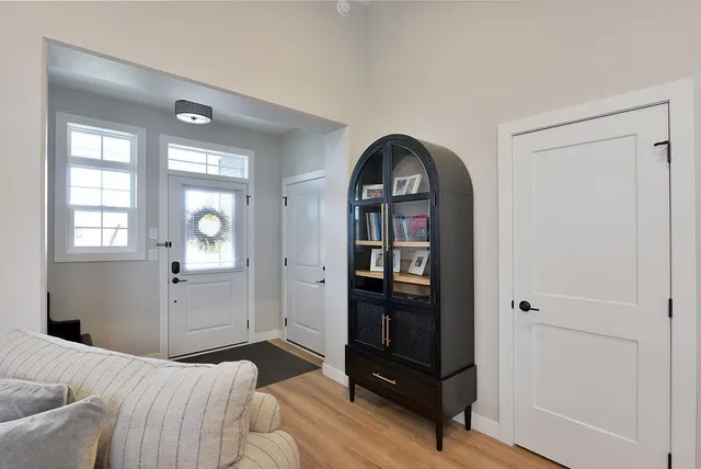 $699,900 | 4078 49th Avenue South, Fargo, ND 58104