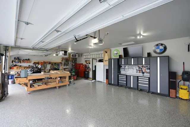 $699,900 | 4078 49th Avenue South, Fargo, ND 58104