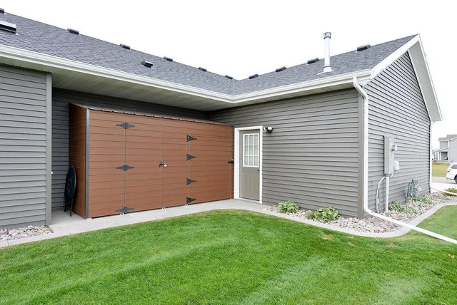 $699,900 | 4078 49th Avenue South, Fargo, ND 58104