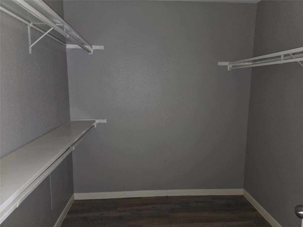 6401 Deihl Road, Unit 1006 Houston, TX 77092 - Photo 16 of 19 a view of an empty walk in closet