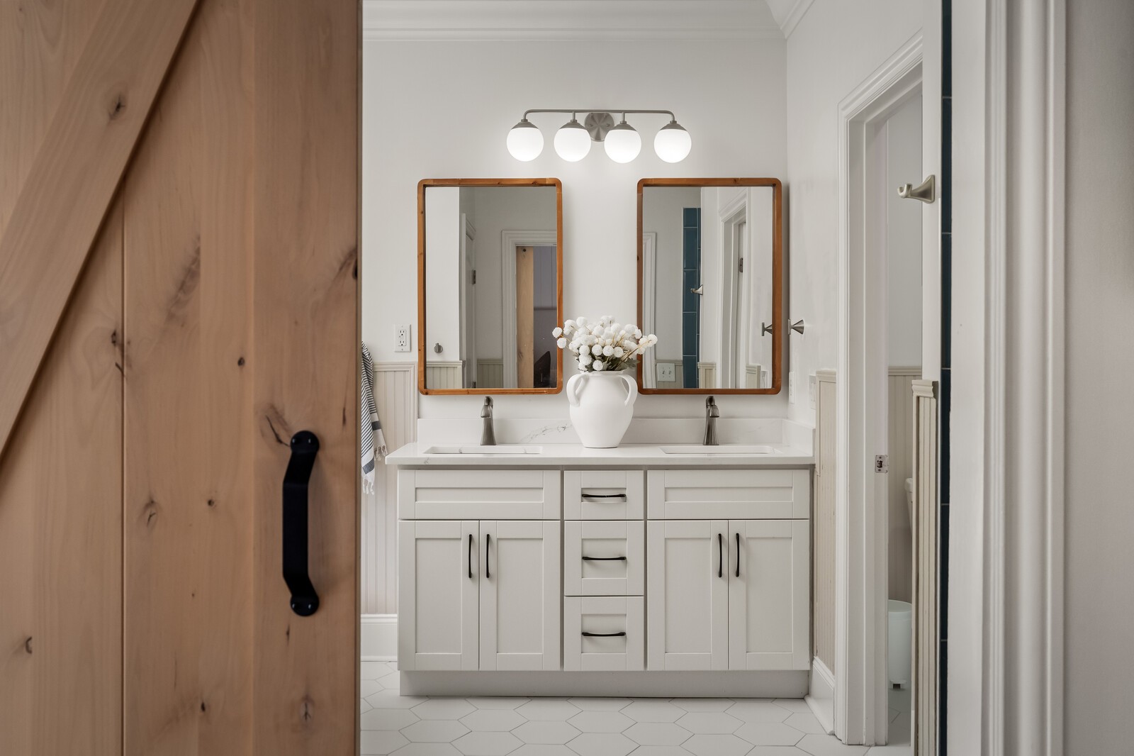 147 Generals Retreat Place Franklin, TN 37064 - Photo 21 of 43 a spacious bathroom with a double vanity sink mirror and