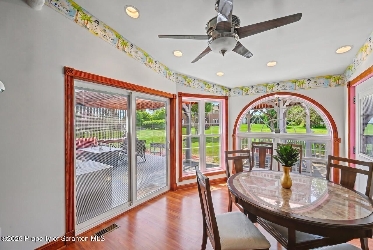 602 Hampton Road Clarks Summit, PA 18411 - Photo 25 of 73 Sunroom