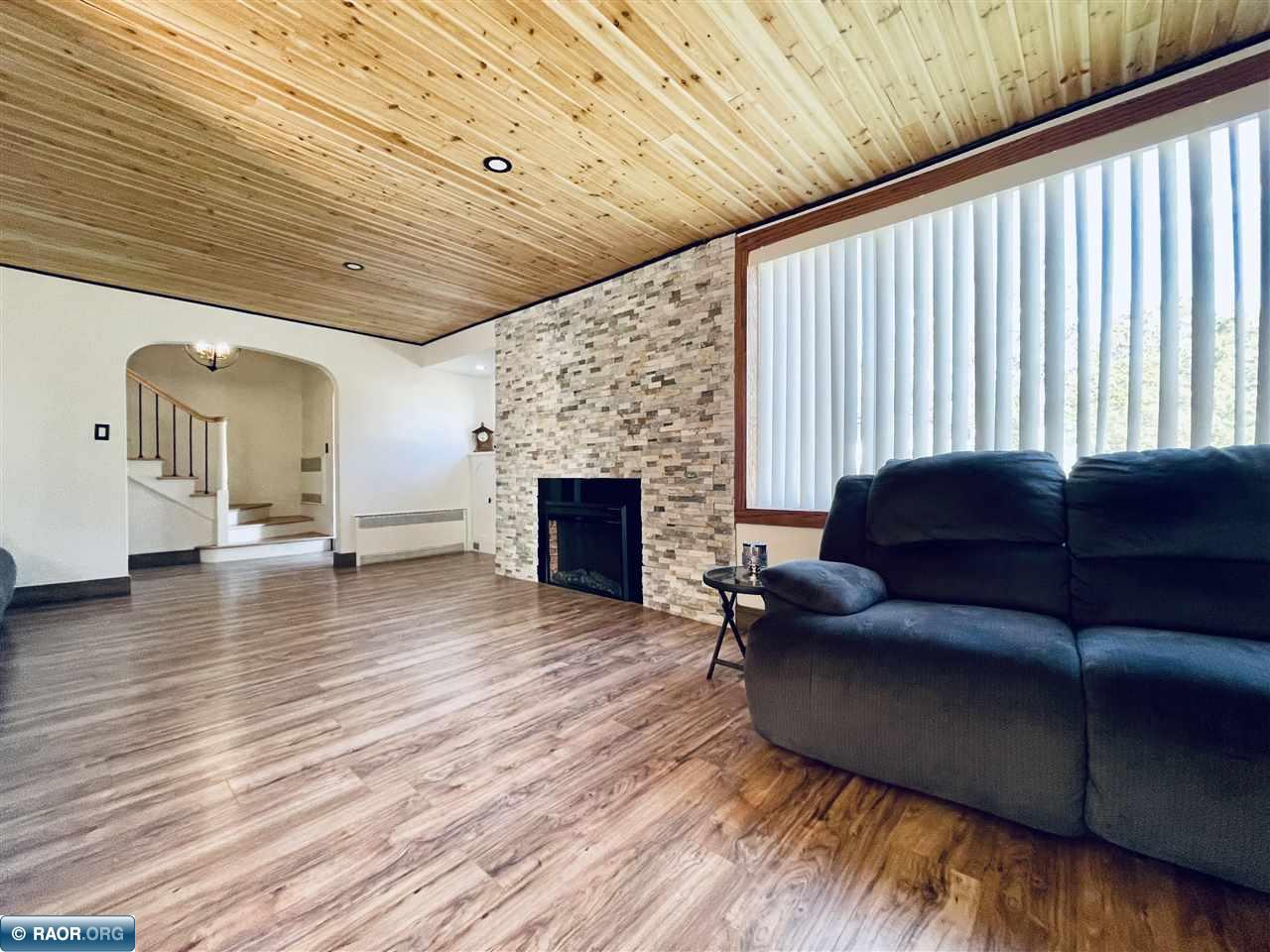 419 5th Avenue Northwest Chisholm, MN 55719 - Photo 18 of 49