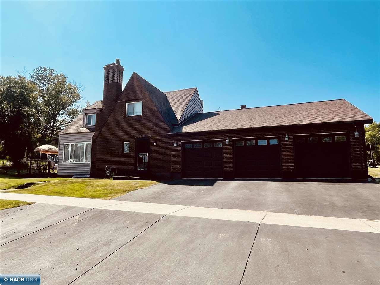 419 5th Avenue Northwest Chisholm, MN 55719 - Photo 2 of 49