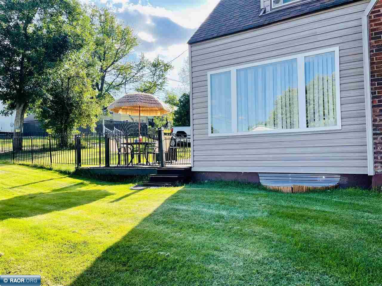 419 5th Avenue Northwest Chisholm, MN 55719 - Photo 8 of 49