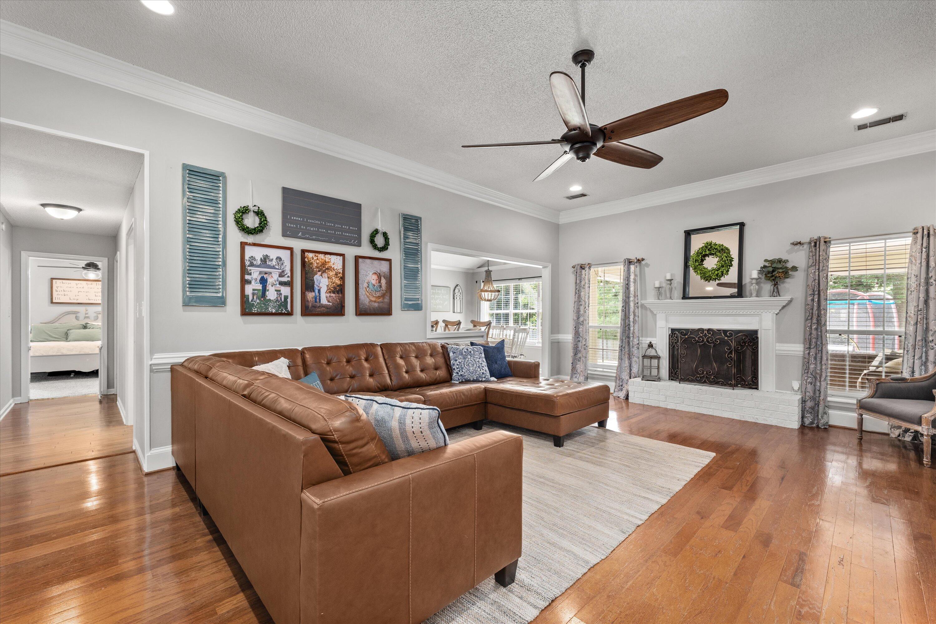 1103 Rivershyre Drive Evans, GA 30809 - Photo 14 of 41 Living Room