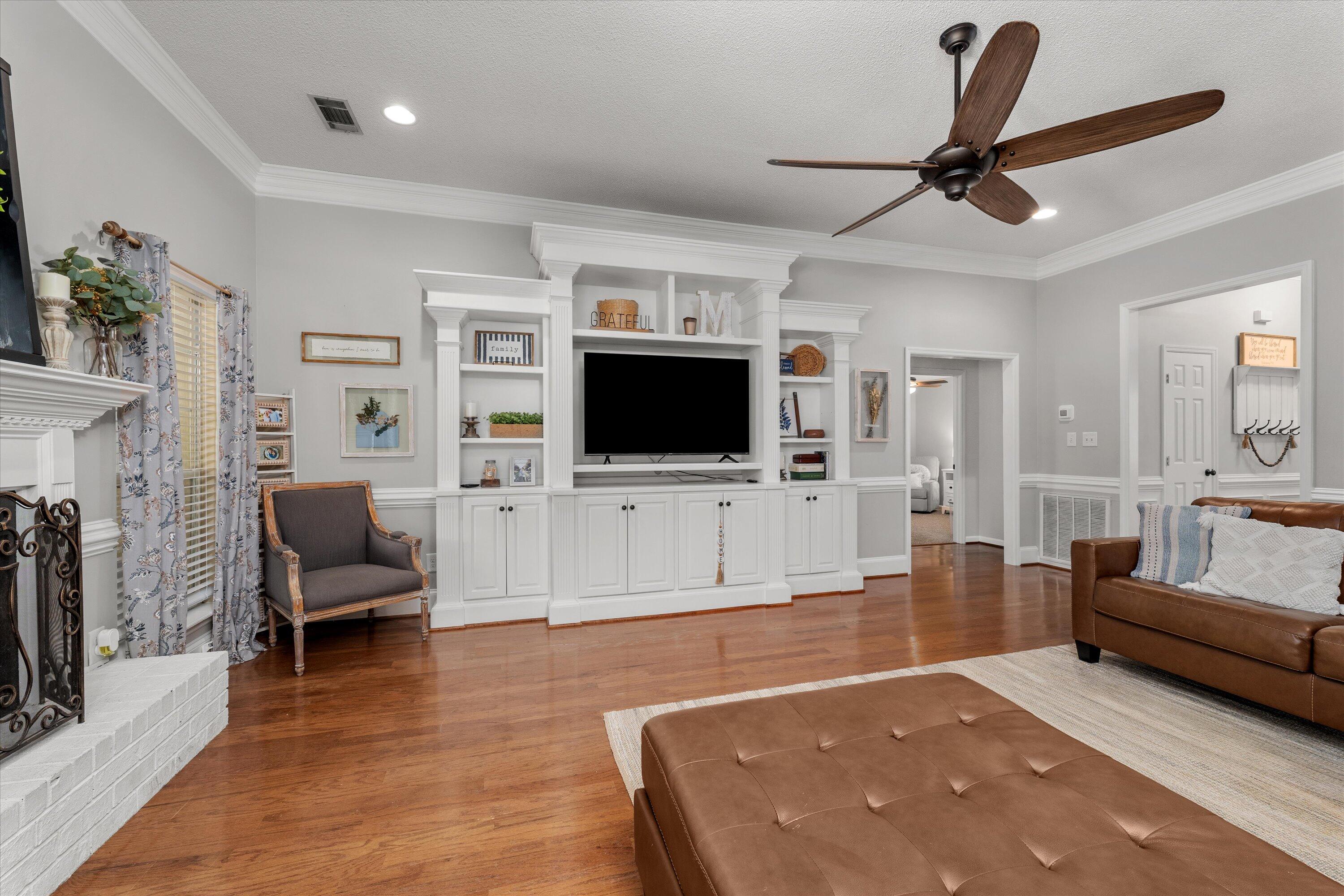 1103 Rivershyre Drive Evans, GA 30809 - Photo 15 of 41 Living Room