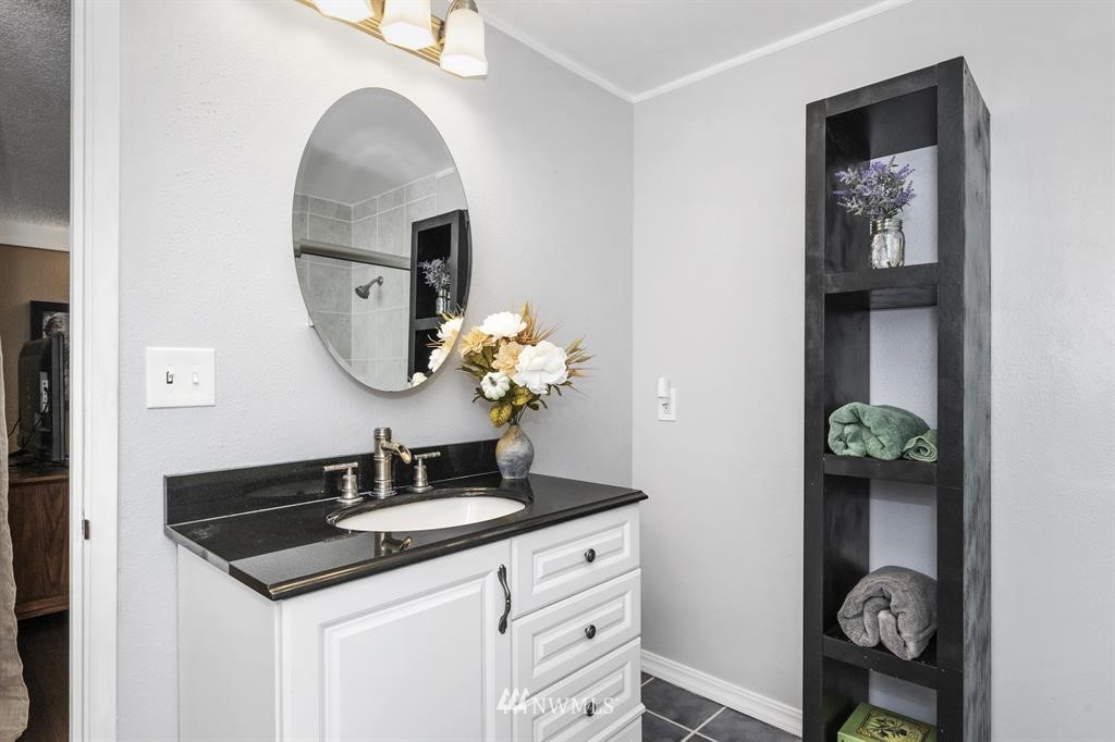 8311 Bethel Burley Road Southeast Port Orchard, WA 98367 - Photo 21 of 35