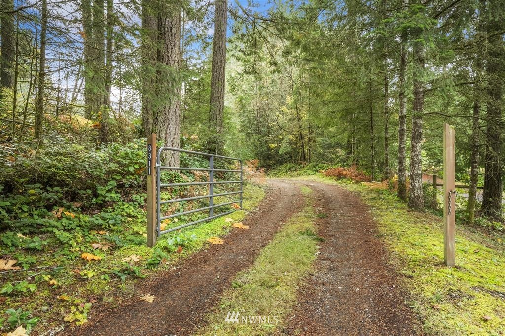 8311 Bethel Burley Road Southeast Port Orchard, WA 98367 - Photo 4 of 35
