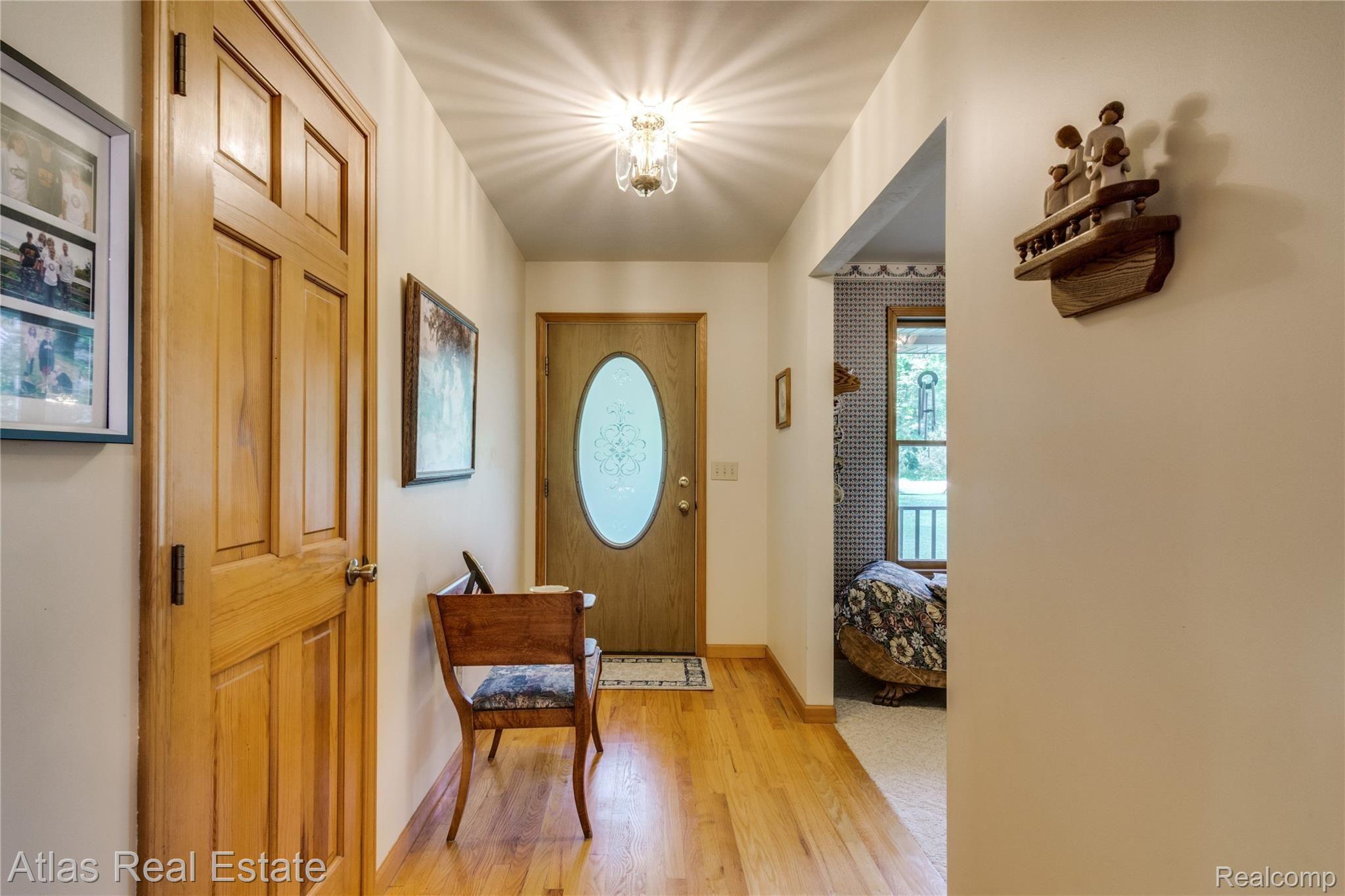 1717 Pero Lake Road Lapeer, MI 48446 - Photo 20 of 58 Interiors (1 of 43).jpg